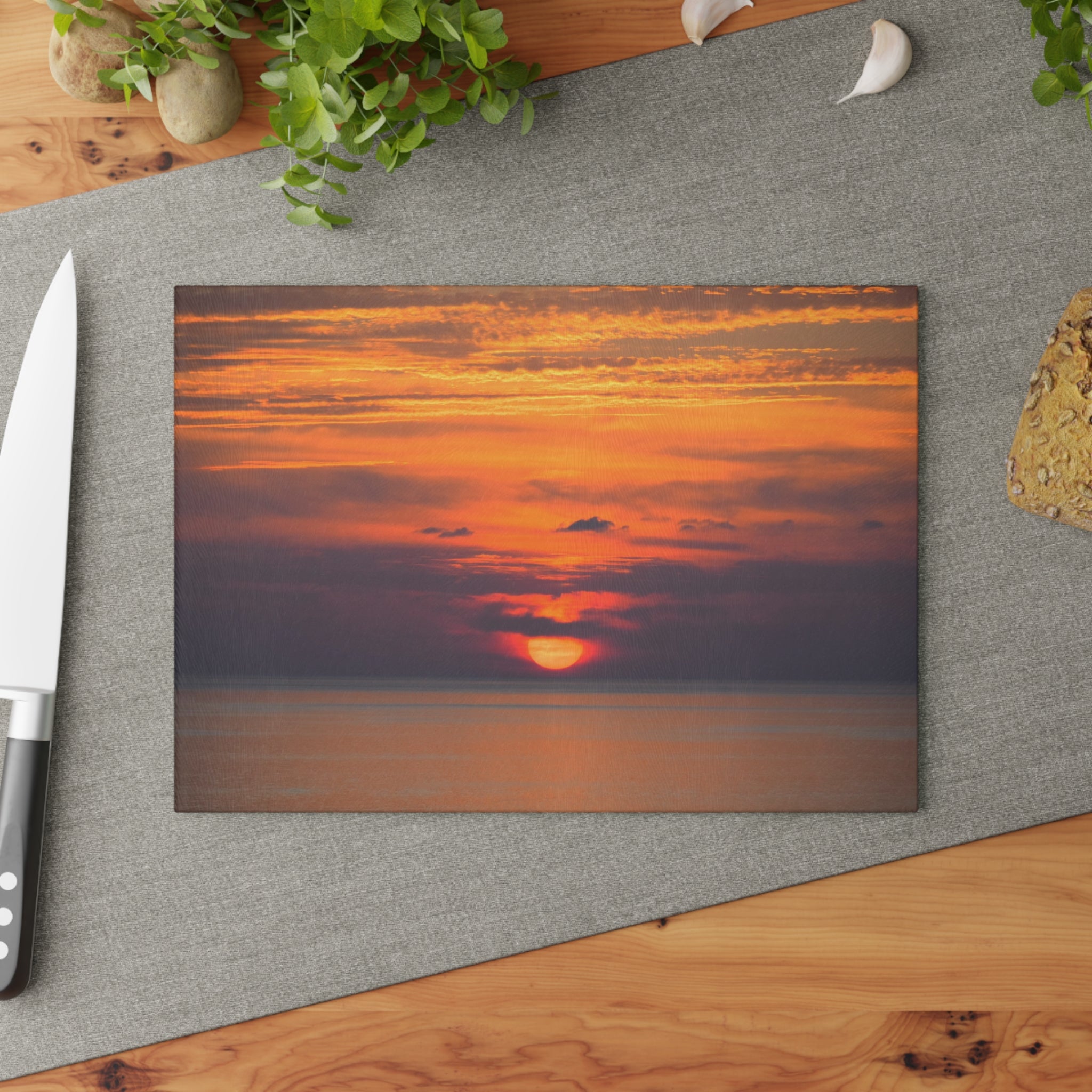 Epic Sunset Glass Cutting Board – Scenic Coastal Kitchen Decor
